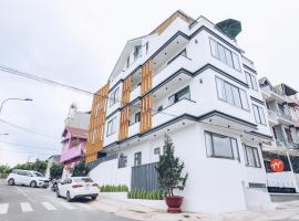 TTR Studio Apart' Hotel Dalat, ξενοδοχείο σε Da Lat