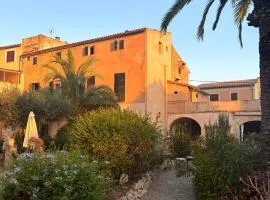 Casa Mona, Turismo de Interior