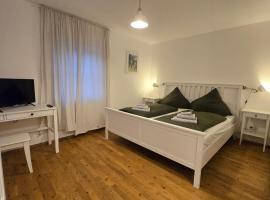 Wirt zSeifriedswörth, hotel 