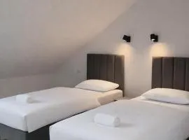 Apartamenty Odrodzenia 11