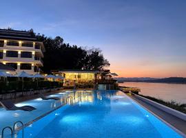 Chiangkhan River Mountain Resort, готель у місті Чіанг-Кхан