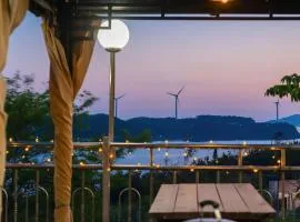 Yeongheungdo noeul&bada pension