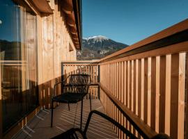 Trivrh Outdoor Hotel, hôtel à Žirovnica