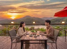 Gapyeong Rowa River view Pension