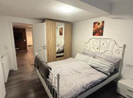 Ferienwohnung Nabo: Wadgassen şehrinde bir otel