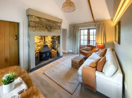 Night Sky Cottage, hotel i Kielder