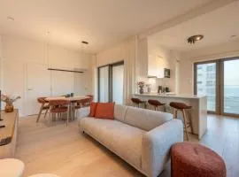 Modern Apartment with Terrace & Sea View