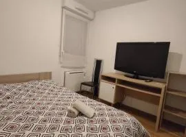 nice apartment strategic location