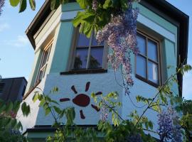 Weissenfelder Guest House & Restaurant, hotel em Weißenfeld