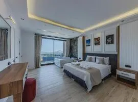 Hotel Serene Square At Airport