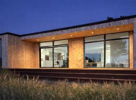Beautiful Home In Knebel With Sauna, khách sạn ở Knebel