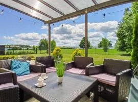 3 Bedroom Lovely Home In Nowe Warpno