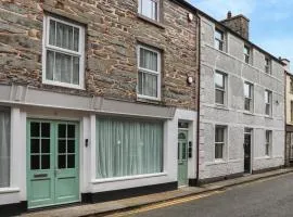 Apartment Two - Uk49592