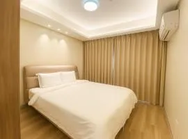 Manila City Center Executive Apartments near Ayala Mall and PITX