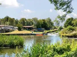 Island Lodge - Uk46767