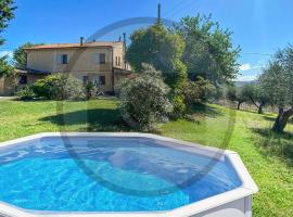 3 Bedroom Pet Friendly Home In Mombaroccio – hotel w mieście Mombaroccio