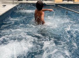 Das Nações Hotel, хотел в Флорианополис