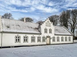 Pet Friendly Home In Haarby With Sauna, хотел в Hårby