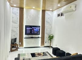 Nara Cíntia, hotel en Luanda