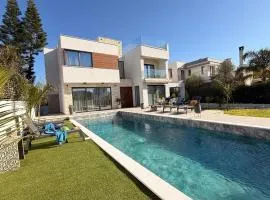 New Beach Villa-Roof Garden Sunrise and Ocean Sunset