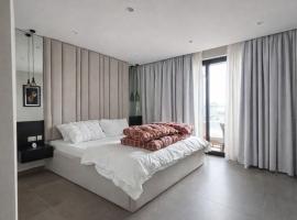 Sky View Condo at Bravia, apartamento en Accra