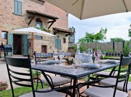 Lucignano 3 Suite Spa Pool Villa luxrury、ルチニャーノのホテル