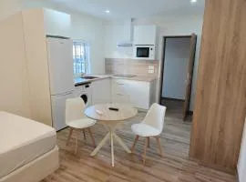 Apartamento moderno junto a la A-92, a solo 10 minutos de Sevilla