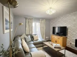 Comfy, cosy n spacious house in Old Town, Swindon