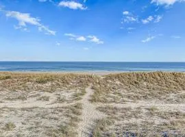 Bright & sunny oceanfront getaway with central AC & pool