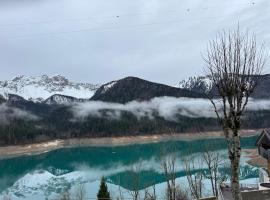 Lago Maina Appartamenti, ξενοδοχείο σε Sauris
