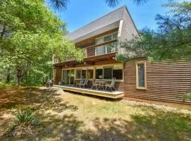 Architectural modern home 5 mins to beach