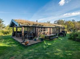 Charming Norwegian Log Cabin in Skagen Cozy Retreat Awaits, hotel a Skagen