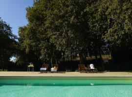 Quinta Das Essências, hotel u gradu 'Penafiel'