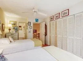 Spacious 3BR/3BA Dog-Friendly Condo with Pool - Fernandina Beach Access