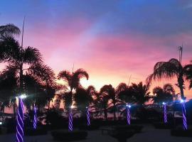 Aruba Surfside Marina、オラニエスタッドのホテル