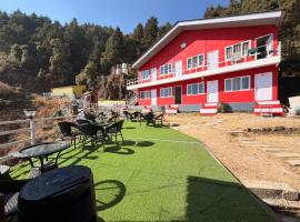 Himalayan Canopy Resort, хотел в Данаулти