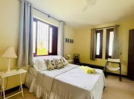 Quarto para 2 perto da praia Guarajuba