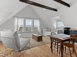 Peggy's Cove Lighthouse View Apt