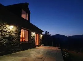 4 Bed in Ffestiniog oc-bow172