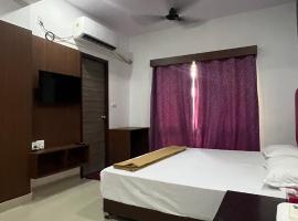 MyCasa Spacious Condo Suites, Kitchen, Free Parking, Central Alwarpet, hotel a Chennai