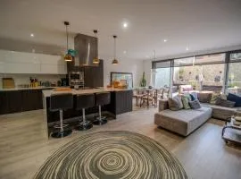 Spacious Seaside Sanctuary in the heart of Sliema with an outdoor terrace, in the perfect location