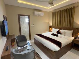 Marigold hotel and restaurant, hotel en Sialkot