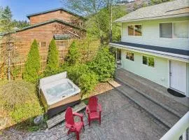 Forest-View 1BR w Hot Tub Near Downtown Juneau