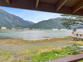 Oceanfront w Incredible Views, hotel di Juneau