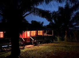 Quinta Alegria - A 10 min a pe, do aeroporto, hotel in Santo António