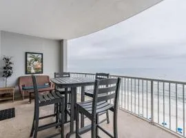 Island Royale 1004 by Youngs Suncoast
