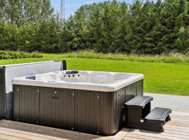 4 Bedroom Gorgeous Home In Sjællands Odde, hotel a Overby