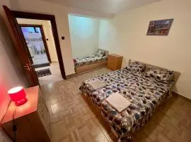 Апартамент за нощувки с механа ПРЕСТИЖ