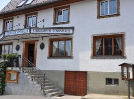 Gasthof Adler Güttingen: Güttingen şehrinde bir otel