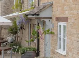 The Bell at Hampton Poyle